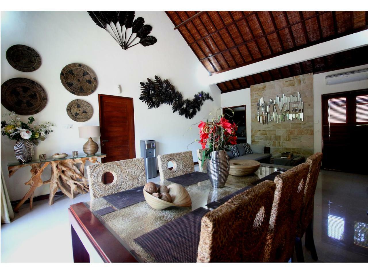 Exquisito Villa Denpasar Eksteriør billede