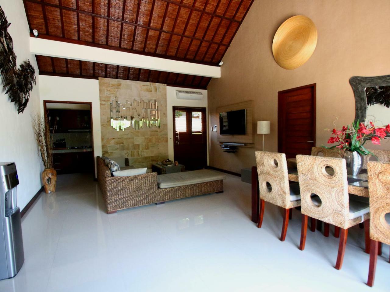 Exquisito Villa Denpasar Eksteriør billede